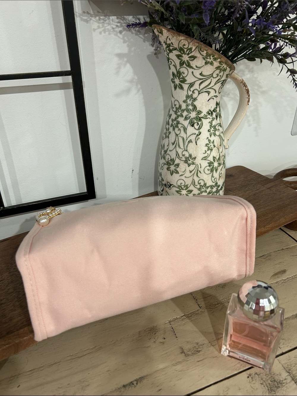 Dior Light Pink Embossed Logo Clutch with Gold Charm - Picture 2 of 5